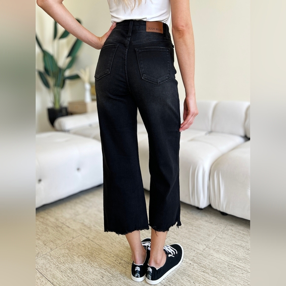 New Arrival!! Judy Blue Full Size High Waist Button Fly Jeans - Picture 6 of 12